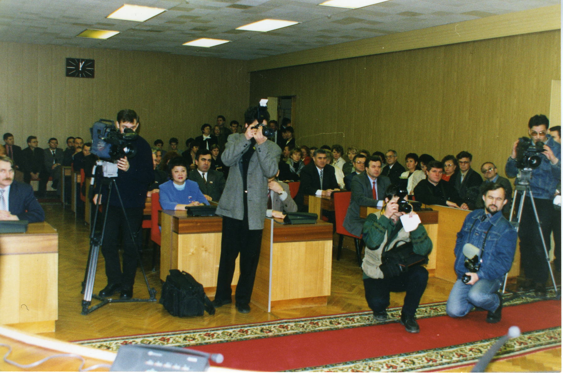 Подписание Устава Мурманской области (1 декабря 1997 года) 1.jpg