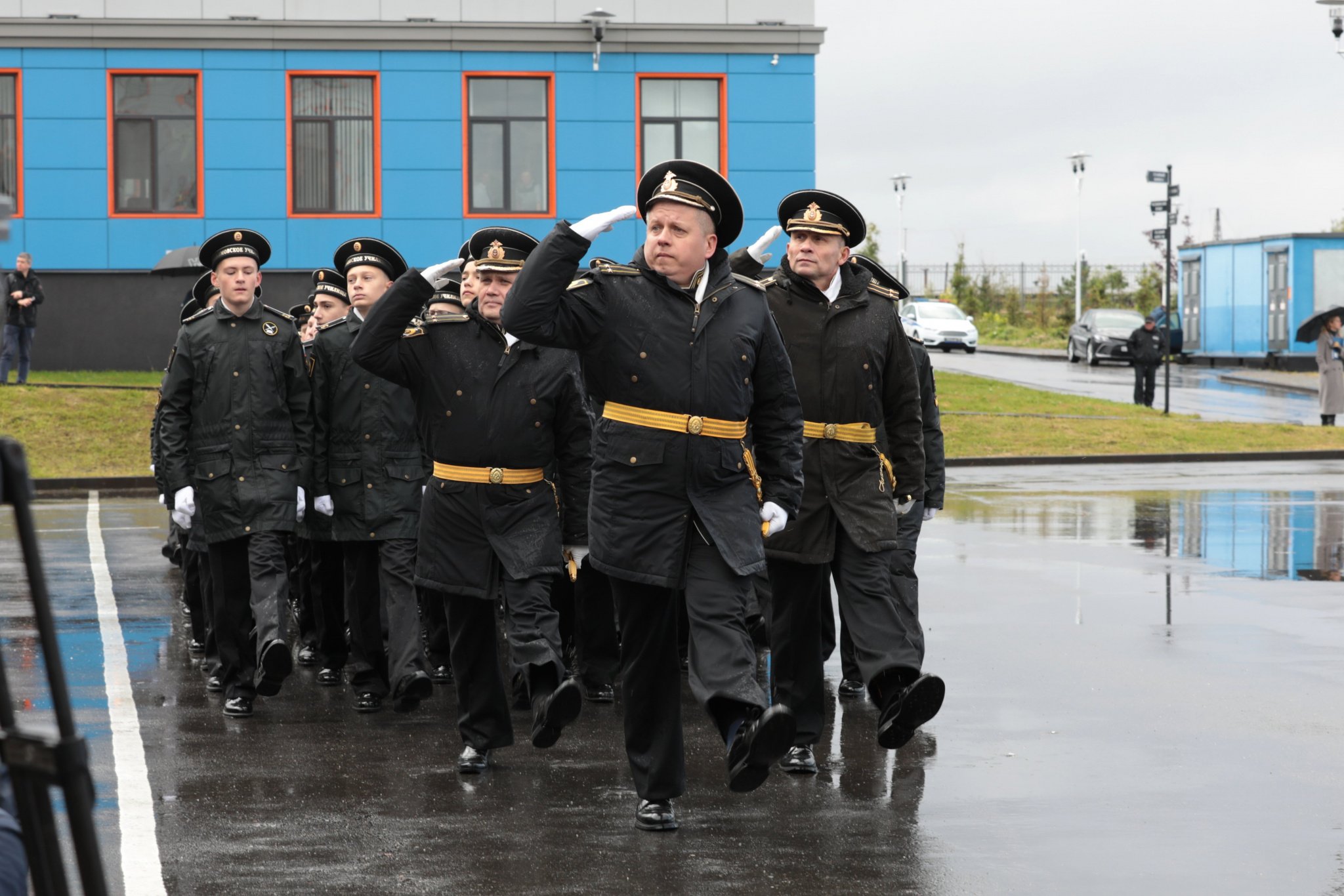 Нахимовское морское училище мурманск. НВМУ Мурманск. Нахимовское военно-Морское училище Мурманск. Мурманское Нахимовское училище. Кубрики в Нахимовском училище в Мурманске.