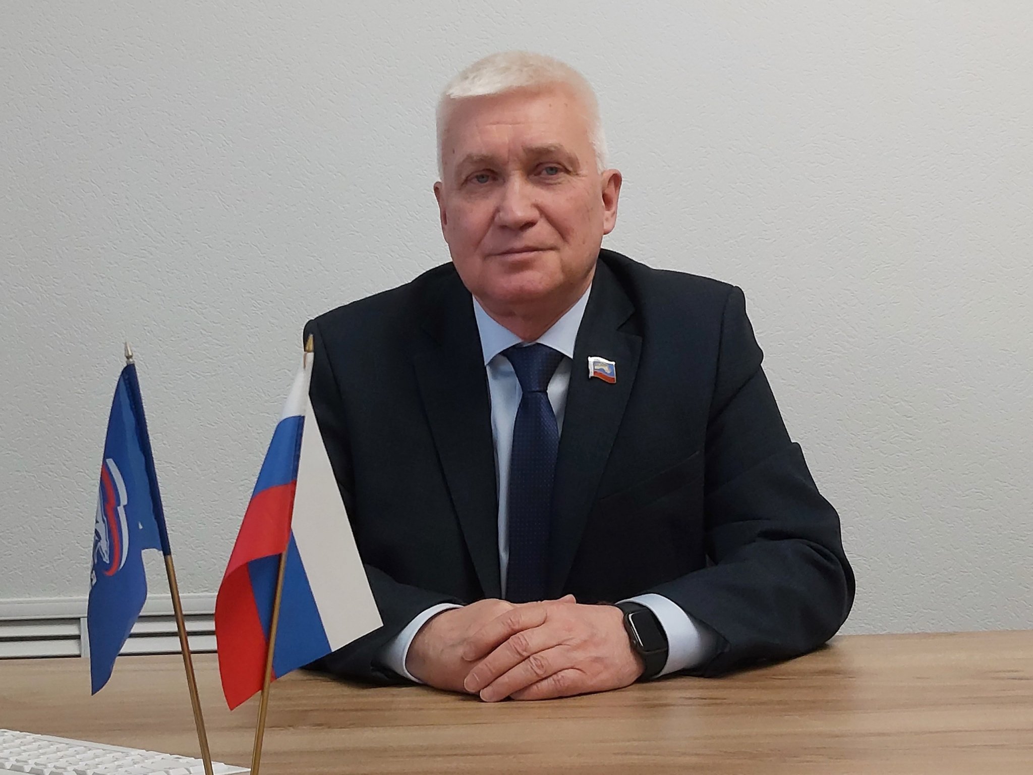 Уважаемые земляки, 6 апреля провел очередной прием избирателей в Штабе общественной поддержки "Единой России"