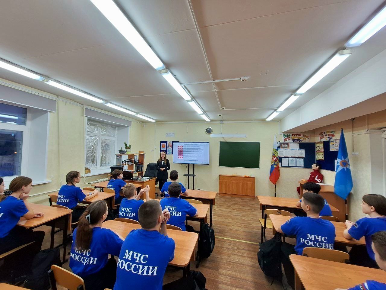 В День Конституции Анна Гришко провела тематический классный час для школьников Гаджиево