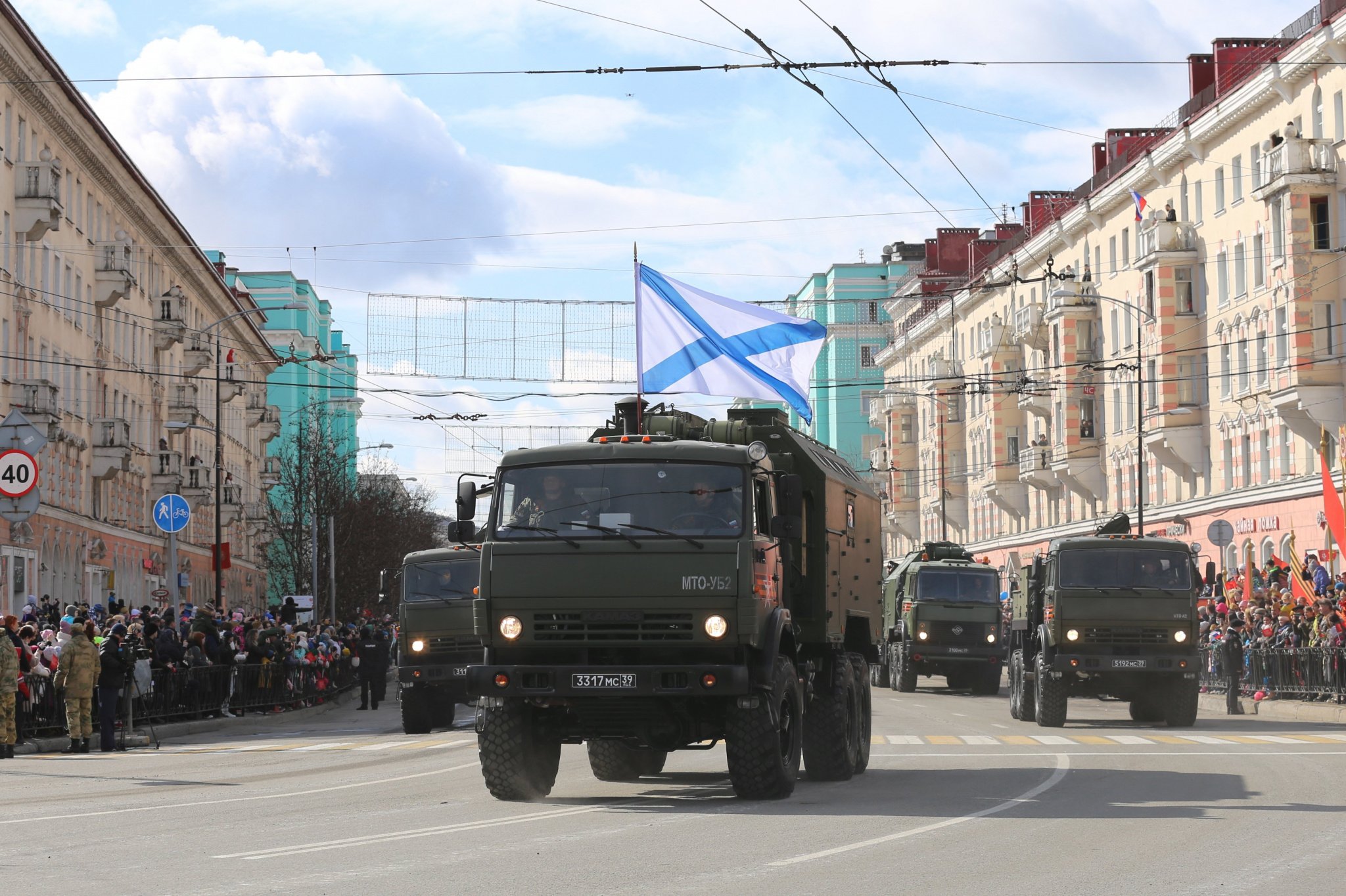 Во сколько парад в мурманске. Парад в Мурманске 2022. Мурманск парад Победы сегодня. Фото парада Мурманск 2012 год.