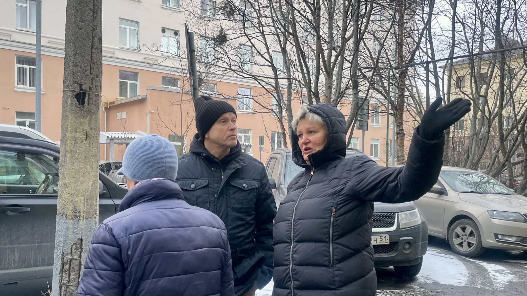 Роман Пономарев встретился с жителями домов №37 и №39/1 на улице Шмидта