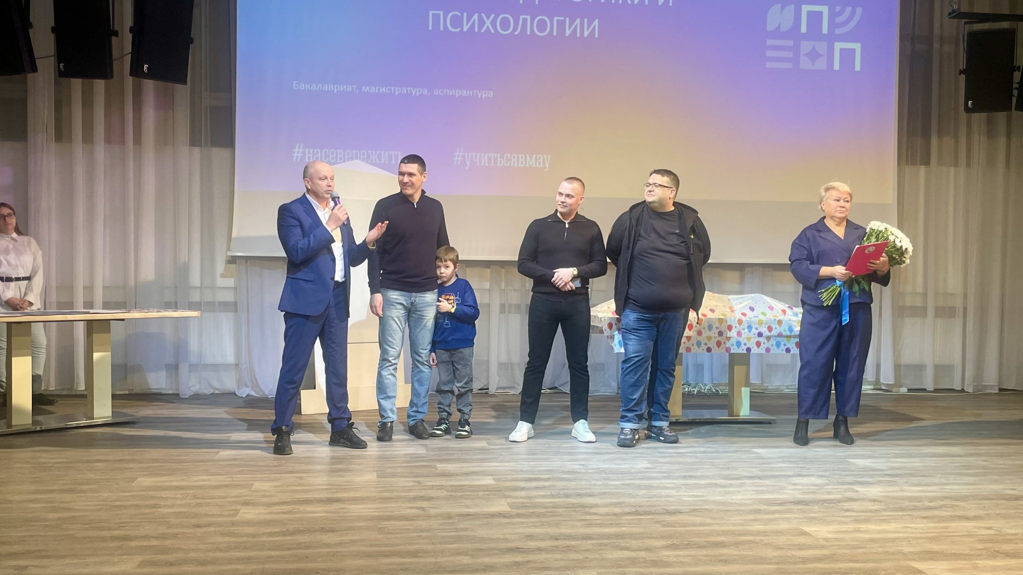 Роман Пономарев принял участие в региональный фестивале «Под Небом Голубым»