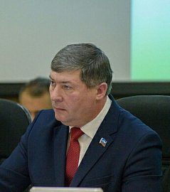 Владимир Мищенко принял участие в заседании Совета областной Думы