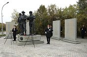 В Полярном увековечили память земляков, погибших при исполнении воинского долга в ходе специальной военной операции