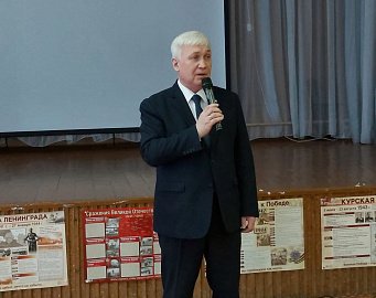 Уважаемые земляки, в образовательных организациях Мурманской области и города Мурманска уделяется особое внимание организации патриотического воспитания