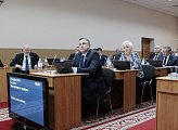 Областная Дума приняла восемь законов в окончательной редакции 