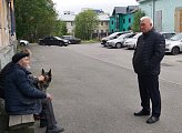 Уважаемые земляки, 1 сентября как координатор проекта «Инициативы двора» провел встречи с жителями микрорайона домов № 61 и № 69 по Кольскому проспекту