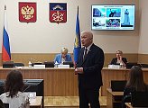 Уважаемые земляки, 20 мая провел мероприятие в рамках авторского проекта «Историческая гостиная» как региональный координатор проекта партии «Единая Россия» «Историческая память» с учащимися гимназии № 10 города Мурманска
