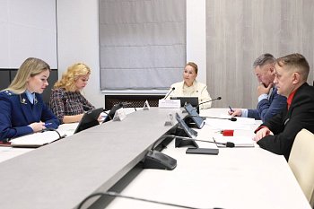 В Мурманской области ограничат продажу безалкогольных тонизирующих и энергетических напитков