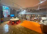 В Апатитах в первый день лета после масштабного обновления открылась библиотека им. Л.А. Гладиной 