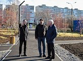 Региональные парламентарии проверили новую зону отдыха горожан в Мурманске Парк Кольский