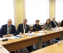 Выездное заседание комитета по образованию и науке в городе Апатиты, посещение апатитского и кировского филиалов МАУ, Апатитского политехнического колледжа имени Голованова Г. А. 11 февраля 2026 года