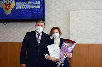 Владимир Мищенко провел встречу с сотрудниками ЦМСЧ № 120 в городе Снежногорске 