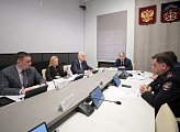 Состоялось заседание комитета по транспорту, дорожному хозяйству и информатизации под председательством Артура Попова