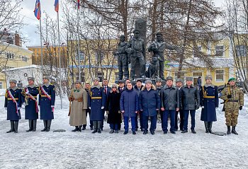 Из Мурманска стартовала  международная акция "Эстафета Победы-2025" 