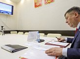 Первый вице-спикер регионального парламента Владимир Мищенко принял участие в заседании постоянного комитета Парламентской Ассоциации Северо-Запада России по правовым вопросам в режиме ВКС
