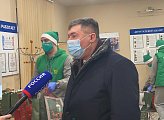 Владимир Мищенко: Медицинские работники сейчас нуждаются не столько в помощи, сколько в признании того, насколько важен их труд. Приятно быть сопричастным к такому доброму делу.