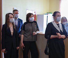 Выездное заседание комитета по социальной политике и делам семьи в Мурманском доме-интернате для престарелых и инвалидов 25 марта 2026 года