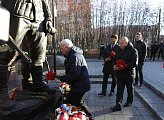 В Мурманске почтили память воинов Полярной дивизии 