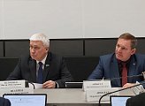 Уважаемые земляки, 10 апреля принял участие в работе профильного комитета Мурманской областной Думы по законодательству, государственному строительству и местному самоуправлению