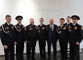 Уважаемые земляки, 29 мая принял участие в торжественном собрании членов Всероссийского детско-юношеского военно-патриотического общественного движения «ЮНАРМИЯ», посвященном 10-летию со дня основания