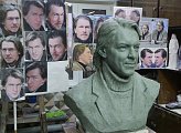 Мы - жители города-героя Мурманска очень бережно относимся к увековечению памяти о своих замечательных земляках