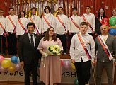 В школах Мурманской области прозвенели последние звонки
