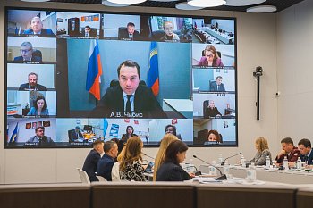 Меры поддержки участников специальной военной операции обсудили в правительстве региона