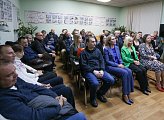 Первый вице-спикер областной Думы Владимир Мищенко поздравил с наступающим профессиональным праздником коллектив автобазы 