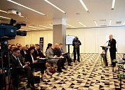 Проект федерального закона, касающийся регулирования торговой деятельности, обсудили на "круглом столе" в Мурманске