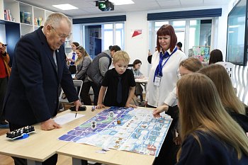 В ЗАТО Александровск открылся детский культурно-просветительский центр "Будущее Арктики"