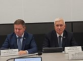 Уважаемые земляки, 21 мая принял участие в очередном заседании профильного комитета Мурманской областной Думы по законодательству, государственному строительству и местному самоуправлению