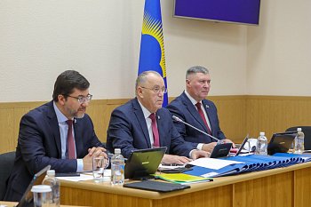 Прошло очередное заседание областной Думы