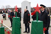 В Долине Славы почтили память защитников Заполярья