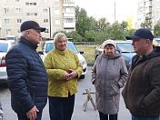 Уважаемые земляки, 26 августа как координатор проекта «Инициативы двора» провел встречи с жителями микрорайонов на улице Зои Космодемьянской домов № 8 и № 28