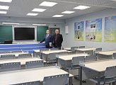 Сергей Дубовой провел урок обществознания в школе Заозерска