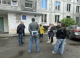 Роман Пономарев провёл встречу с жителями дома №21 по улице Книповича