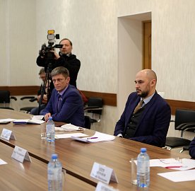 Состоялась рабочая встреча депутатов фракции ЛДПР с Губернатором Мурманской области