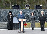В Мурманской области почтили память экипажа атомного подводного ракетного крейсера "Курск" 