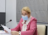 Комитет по здравоохранению поддержал инициативу об увеличении единовременной выплаты врачам, приезжающим работать в Мурманскую область, до миллиона рублей 