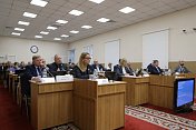 Депутаты областной Думы единогласно приняли в окончательном чтении законопроекты по дополнительной социальной поддержке детей