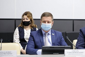 Станислав Гонтарь принял участие в заседании комитета по законодательству, государственному строительству и местному самоуправлению 6 декабря