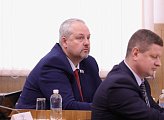 В региональном парламенте состоялось внеочередное заседание Думы