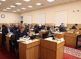 В Думе состоялись рабочие встречи Губернатора области  Андрея Чибиса с депутатами фракций регионального парламента