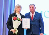 Коллектив Мурманского морского торгового порта принимает поздравления с профессиональным праздником