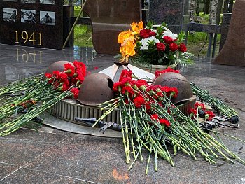 Полярные Зори приняли участников автопробега "Дорогами Победы"