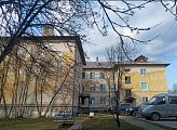 Депутат Мурманской областной Думы Александр Клементьев вновь поднял проблему капитального ремонта дома № 3 по ул. Ленина в Ковдоре