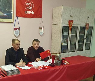 Депутат Мурманской областной Думы Александр Клементьев принял участие в заседании Совета депутатов Мончегорска