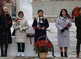 Региональные парламентарии почтили память павших защитников Кольского Заполярья 
